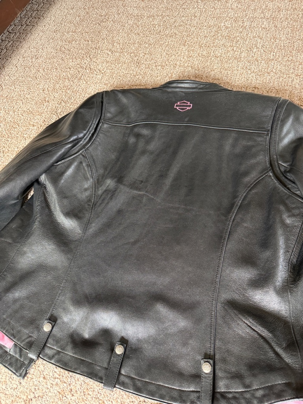 Harley-Davidson Black Leather Bomber Jacket with Pink Logo Accent - Picture 11 of 12
